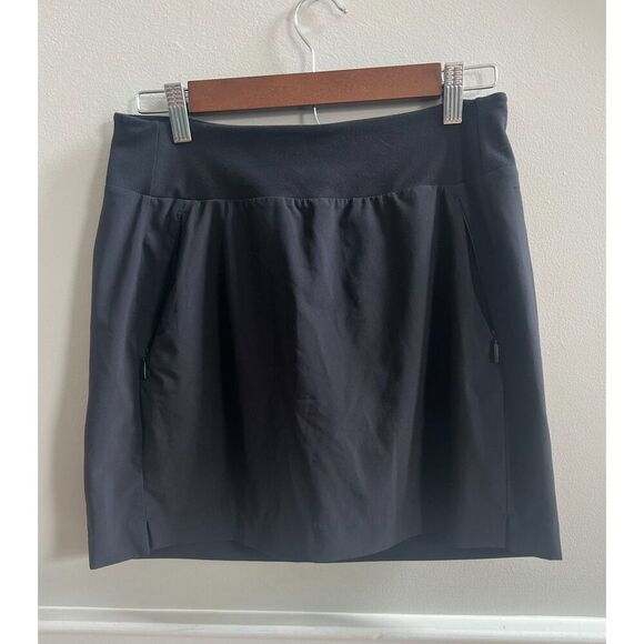 Athleta Dresses & Skirts - Athleta Black Skort – Size 6